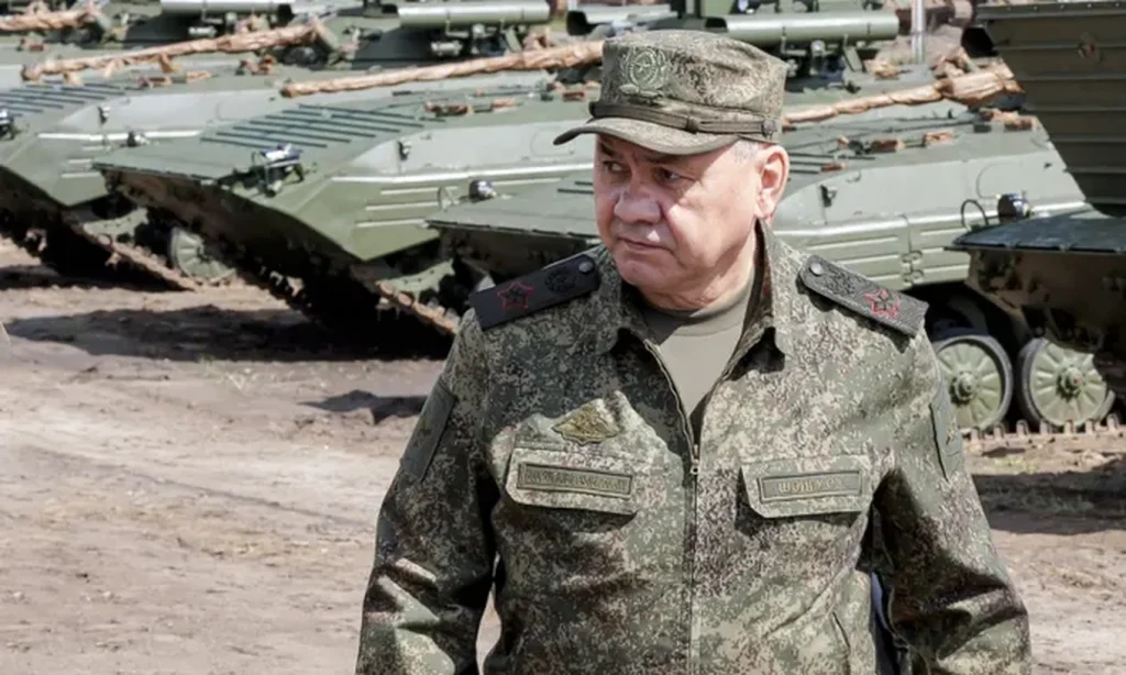Russian Defense Minister arrives on the battlefield in Ukraine